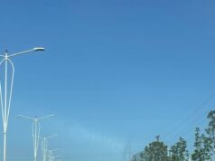 Qytetarët dynden drejt plazhit, trafik i rënduar nga Tirana në drejtim të Durrësit. Çfarë po ndodh në autostradë