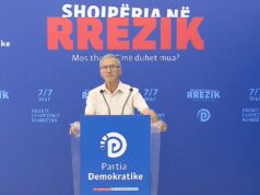 Protesta e 7 korrikut, pensionisti: Kam vetëm çerek pensioni dhe gjysmë shtëpie, vendi po zbrazet nga njerëzit