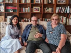 Spiropali publikon foton krah çiftit Ismail dhe Helena Kadare: Dy luftëtarë të paepur të Shqipërisë Europiane