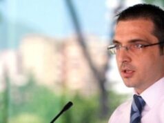 POLITIKE Tahiri refuzon të zëvendësojë kupolën nepotike në Rinas, aeroporti drejt listës së zezë të trafikimit të qenieve njerëzore drejt BE dhe SHBA