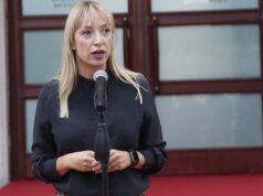 Inceneratorët/ Frida Krifca financon me fondet e BE Klodian Zoton për sera. Skema, si u shndërrua në bujk një nga punonjësit e djegësit të Elbasanit