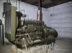 “Predha, plumba e fishekë kudo”, gazetarët polakë publikuan pamje nga brenda tuneleve të uzinës së Poliçanit një vit më parë: Një lëndë misterioze e verdhë