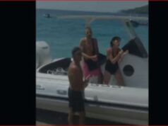 “Plumbin kokës do marrësh”/ “Shihni trimin si kërcënon ata që u vrau fëmijën”, dalin pamjet nga Potami, pushuesit përplasen me oficerin mbi gomone