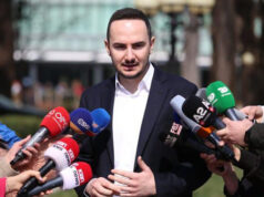 “Shtet mafioz që shantazhon mediat”, Salianji për aksionin në “Prestige Resort”: Regjimi nuk njeh ligj dhe normë demokratike