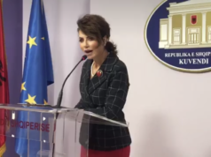 Më zërin që i dridhej, Grida Duma “shfryn” ndaj politikës: Ndërsa mbllaçitin pazaret e veta, stërkalat e pështymës na bien të gjithëve