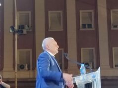 “Arritën të vjedhin edhe bukën e jetimëve”- Meta: Rilindja po godet përherë e më shumë shtresën e mesme! Miliona euro për Inceneratorin që nuk ezksiton