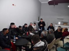 PSD mbledh strukturat në Kavajë, Hasan Cara: Të jemi pranë njerzve dhe dëgjojmë hallet e tyre