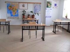 Do të mbyllen shkollat, fshatra në Kavajë dhe Rrogozhinë janë drejt zhdukjes