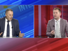 Asllan Dogjani zbulon detaje për protestën e 20 shkurtit: Populli mund të frikësohet për një fare kohe, por vjen momenti që të merr përpara!