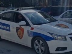 Kavajë/ Kanosi me thikë kushërirën, arrestohet 34-vjeçari