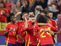 Spanja fiton dhe kualifikohet, e mban Shqipërinë ende në lojë