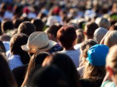 BIRN: Nga Censi mungojnë 409 mijë shqiptarë, nëse s’do të kishte emigrim, popullsia do të shtohej me 88 mijë vetë