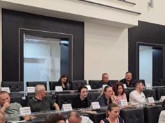 Durrësi e kthen parkimin në rrugë… me pagesë