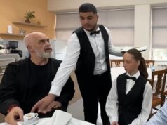 “Ma solle kafen si diversant!”/ Rama befason kamerierin me reagimin epik: Mos je…