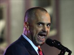 Nuk është budalla, është i tmerruar se do harrohet!