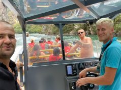 Emisioni “Përtej Traditës” i Gazetarit Shkëlzen Henkoja zbulon bukuritë e Lumit të Shalës, një atraksion i vecantë për t’u vizituar!