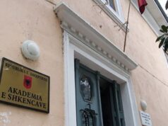 “Një bord qeveritar, në varësi të qeverisë”/ VOA: Debate rreth projektligjit “për shkencën dhe kërkimin shkencor”